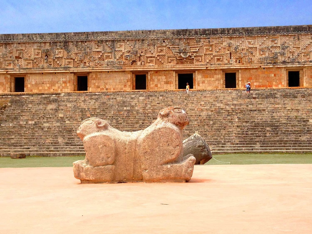 TOUR LDS B. RUINAS DE UXMAL - Image 3