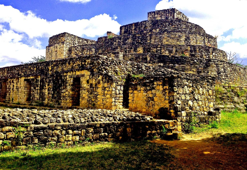 LDS Tour E. Ek Balam Ruins and Cenote - Image 5