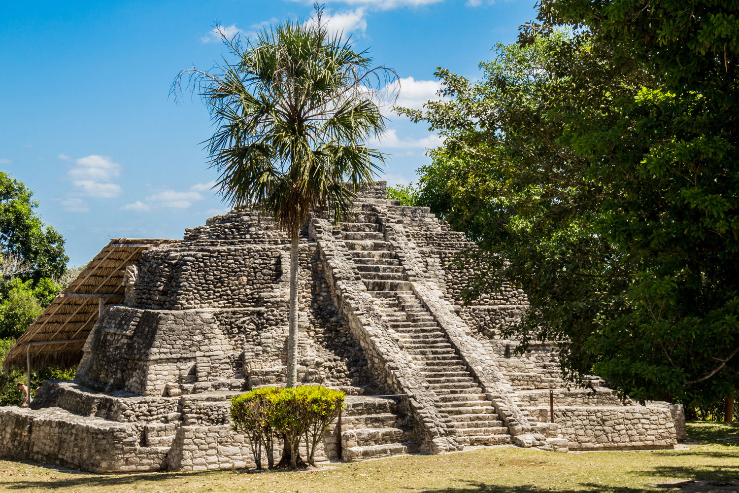 TOUR LDS RUINAS DE CHACCHOBEN DESDE EL PUERTO COSTA MAYA - Image 1